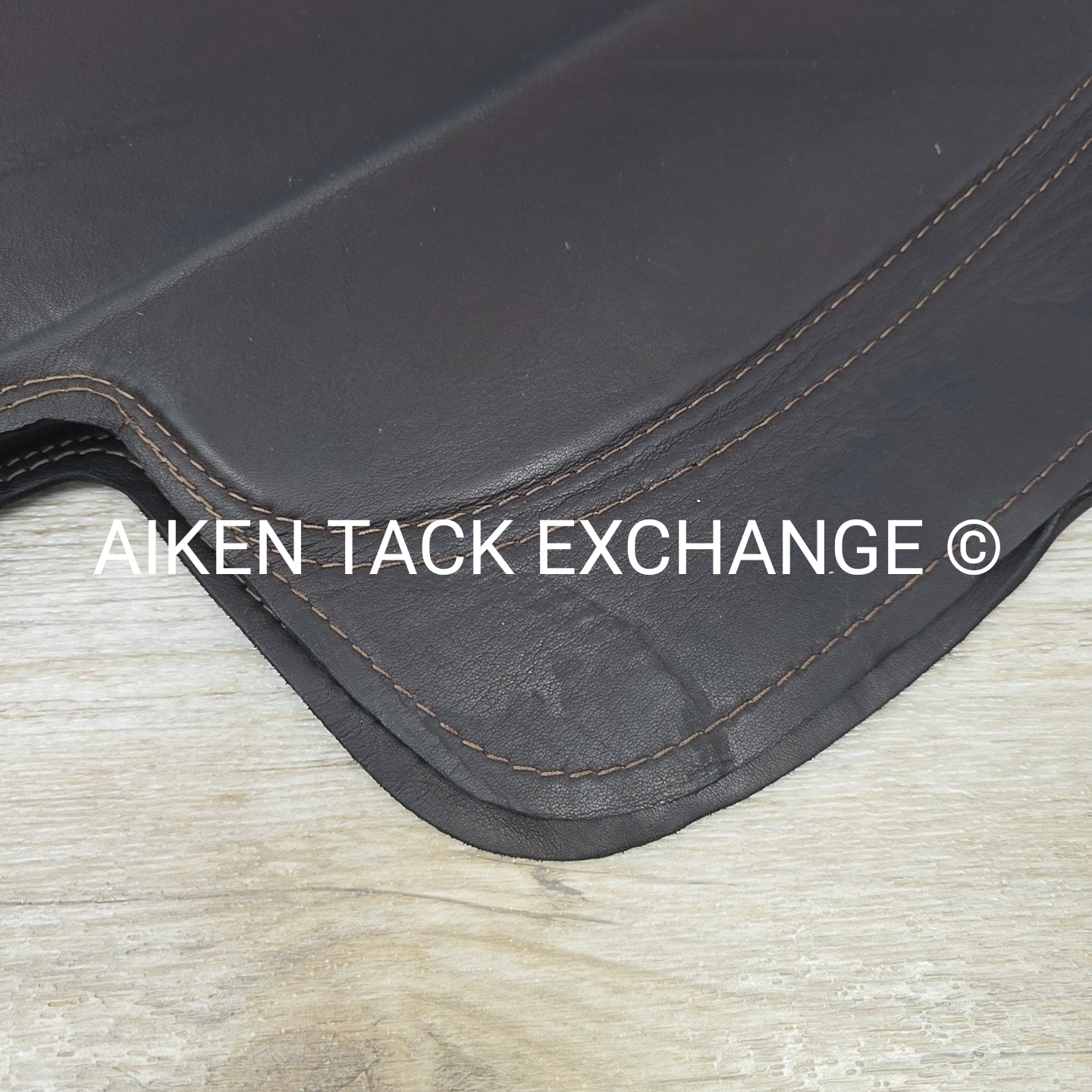 SaddleRight English Glove Leather Half Pad