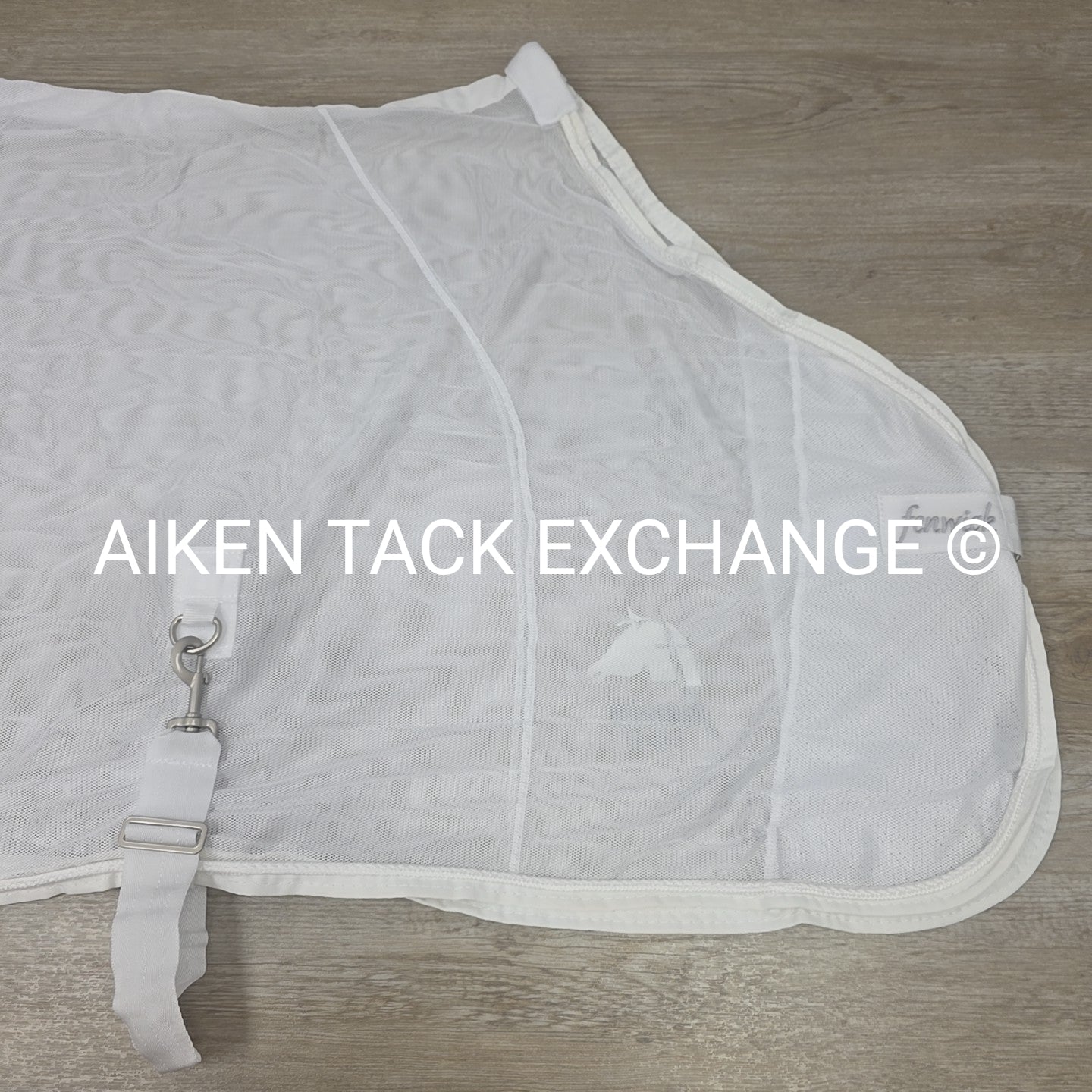Fenwick Equestrian BodyGuard Mesh Cooler, White (has some marks) 60"