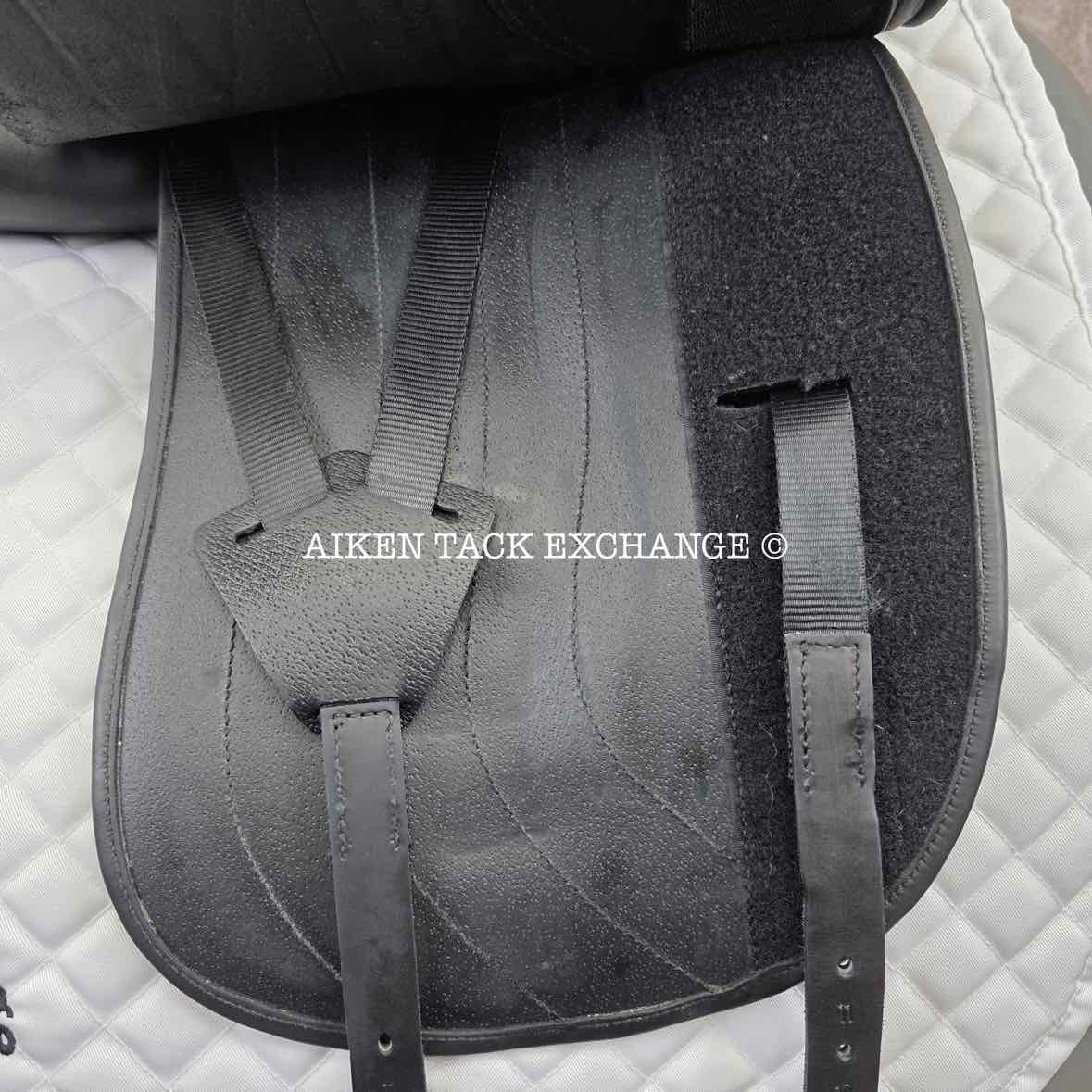 Verhan Trustin Free Shoulder Dressage Saddle, 17.5" Seat, Medium Wide Tree, Wool Flocked Panels