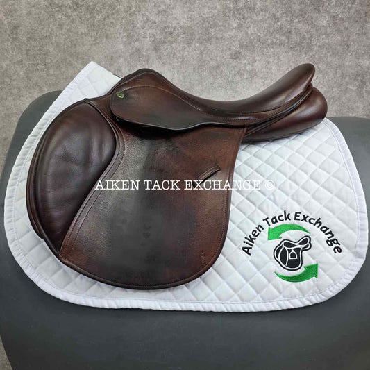 2017 County Innovation Jump Saddle, 17" Seat, Narrow Tree, Wool Flocked Panels