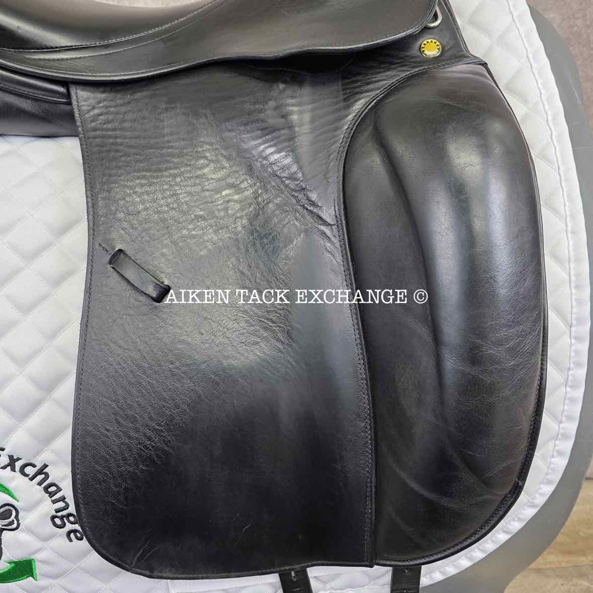 2000 Prestige Dressage 2000 Saddle, 18" Seat, 34 Tree - M/MW, Wool Flocked Panels