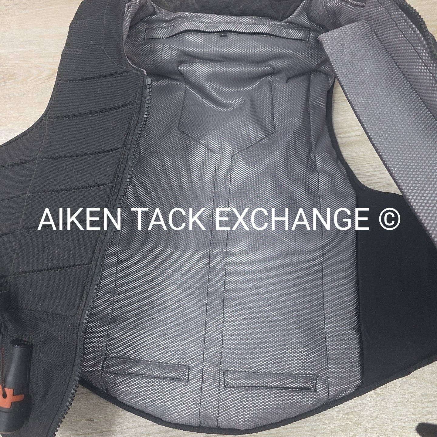 Freejump X'Air Safe Airbag Safety Vest, Size Large Regular