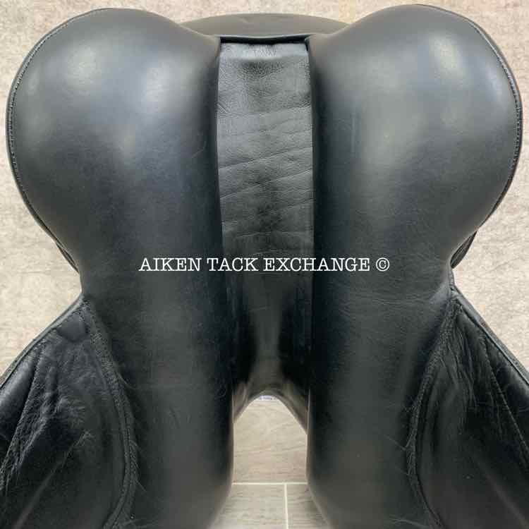 **SOLD** 2016 Custom Saddlery Signature Steffen's Advantage Monoflap Dressage Saddle, 17" Seat, Adjustable Tree, Wool Flocked Panels
