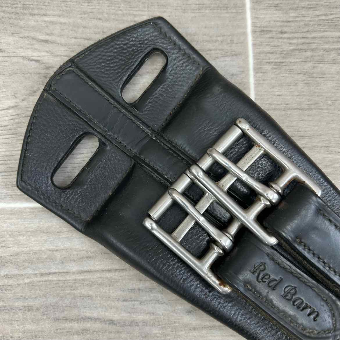 KL Select Red Barn Smart Contour Dressage Girth, Black, 30"