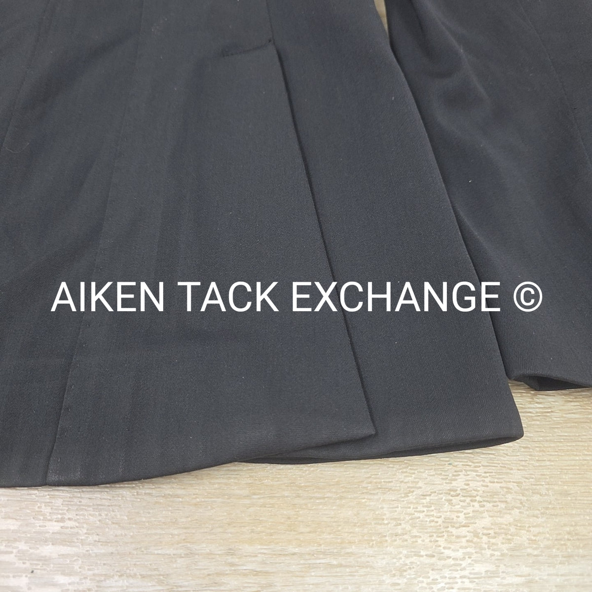 Alessandro Albanese Show Coat, Size 38 (10)