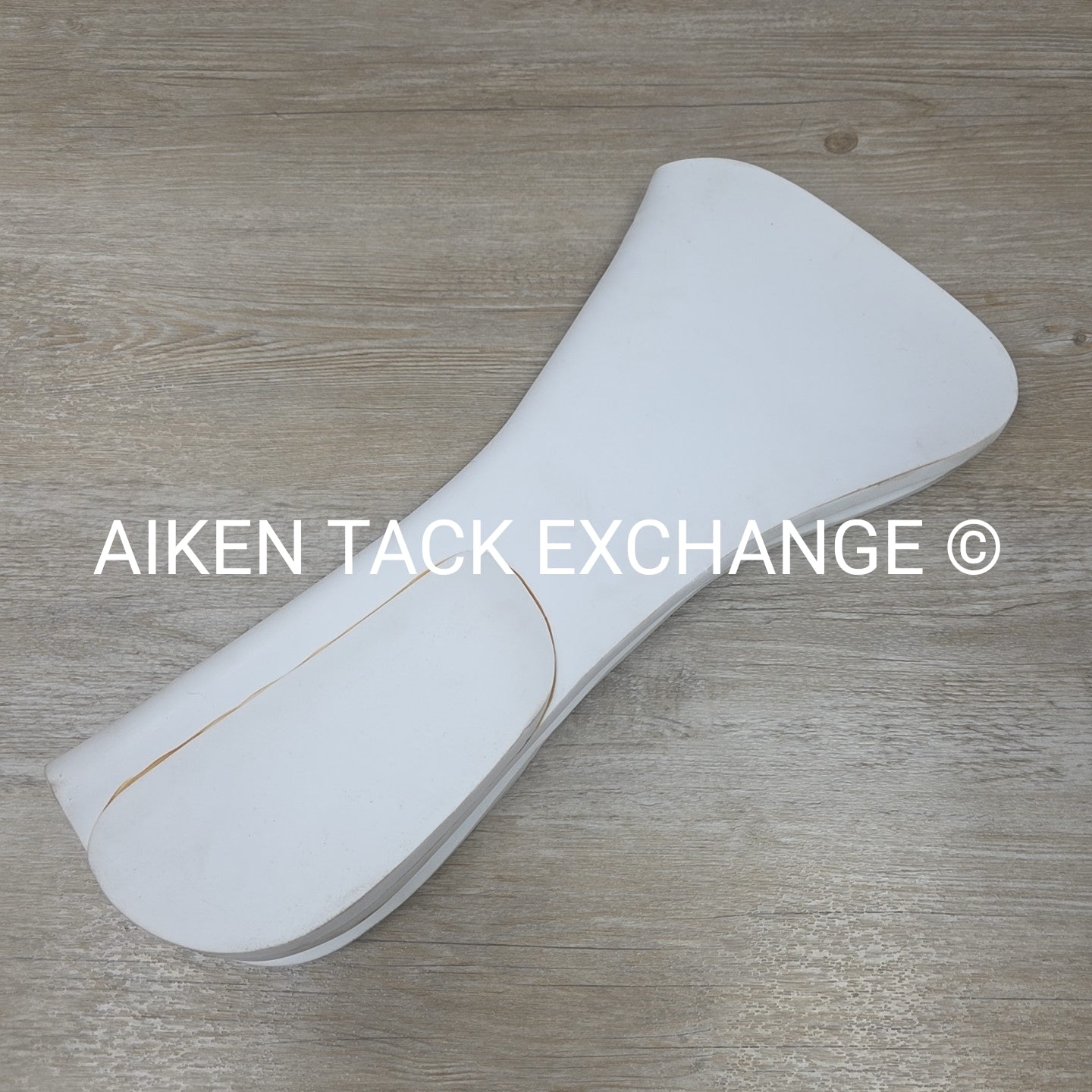 Wintec Raised Comfort Pad w/ Rear Rise
