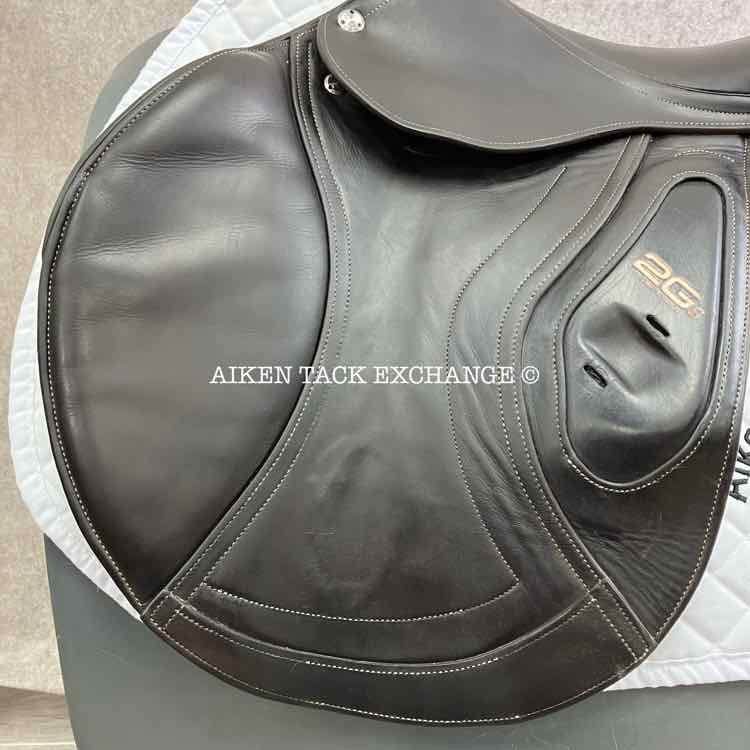 2016 CWD SE29 2GS Close Contact Jump Saddle, 17.5" Seat - S2, 4C Flap, Dynamik Flex Tree - MW, Foam Panels, Full Buffalo Leather