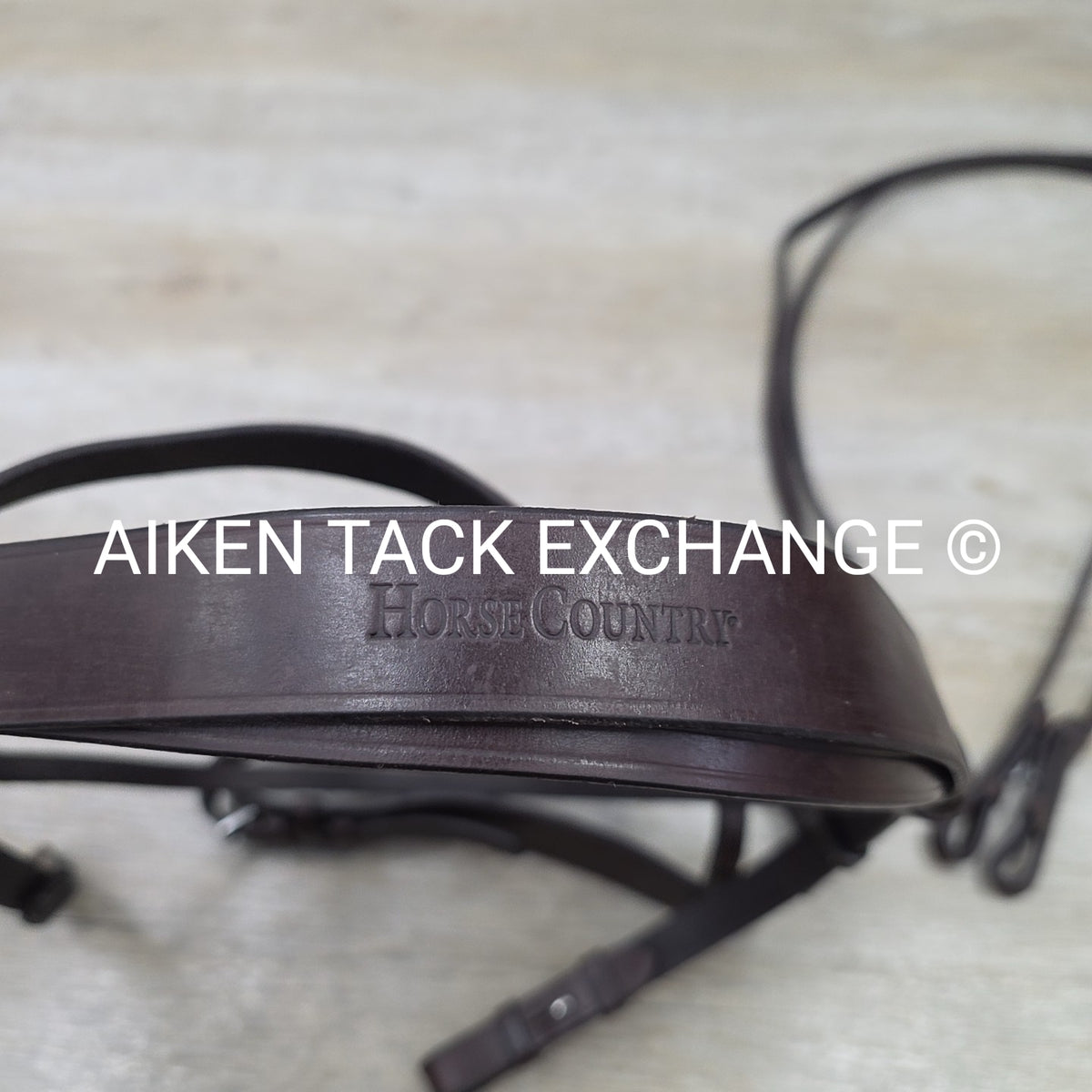 Horse Country Flat Hunt Bridle with Matching Flat Reins, Brown, Size Full