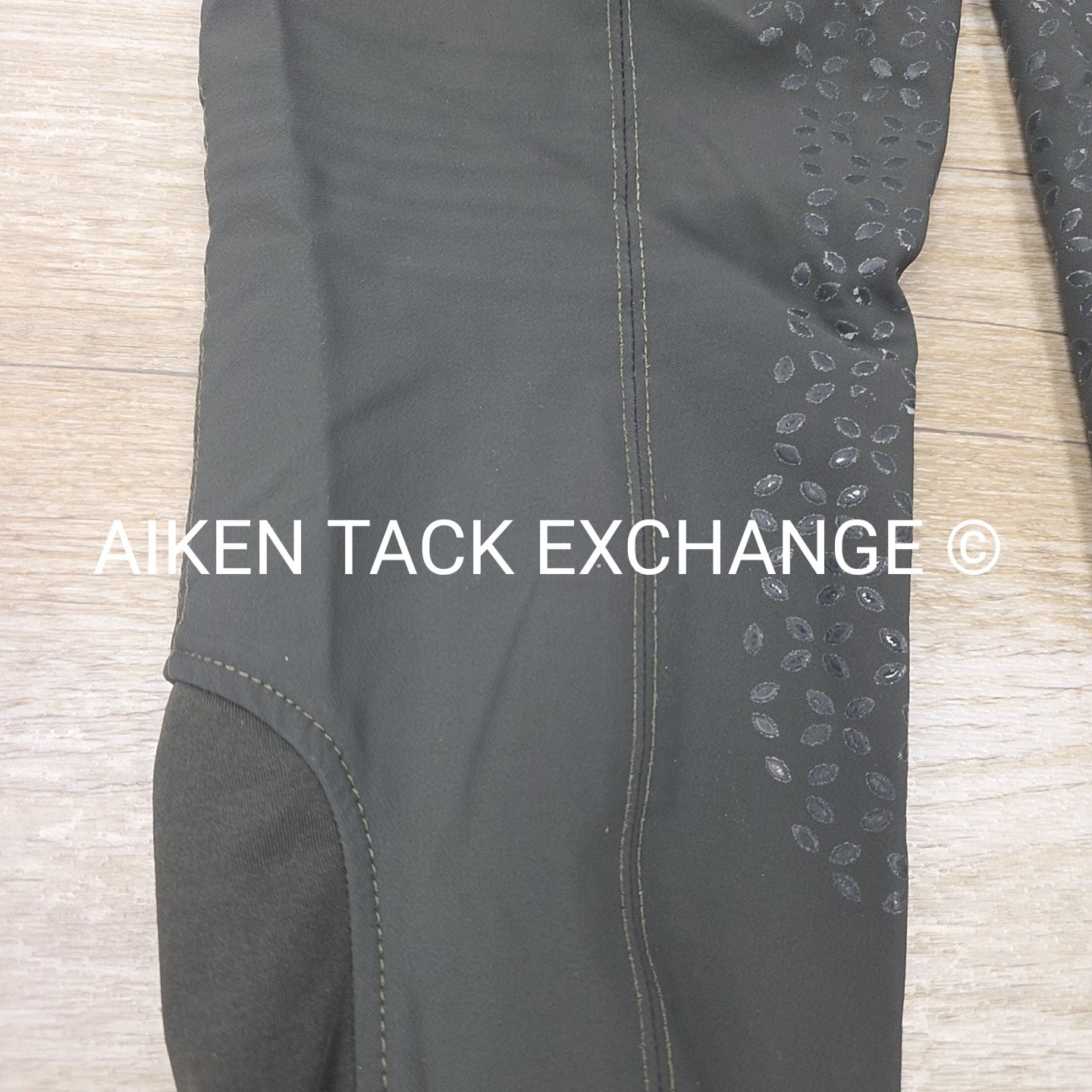 BARGAIN BUNDLE: 2 Pair Ovation Aqua X Silicone Grip Knee Patch Breeches, 28 & 30