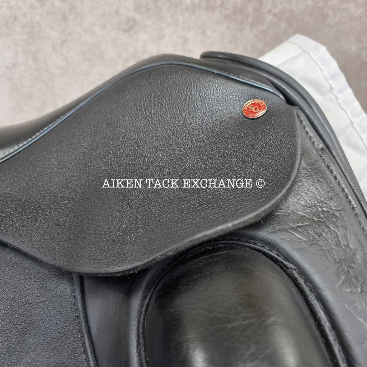 Saddle Guy by Mike Scott Monoflap Dressage Saddle, 17.5" Seat, Short Flap, MW/W Tree, Wool Flocked Panels