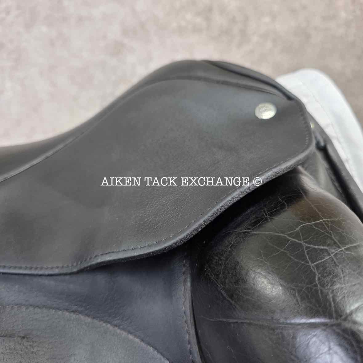 2012 Custom Saddlery Icon Flight Monoflap Dressage Saddle, 17.5" Seat, Adjustable Tree, Wool Flocked Panels