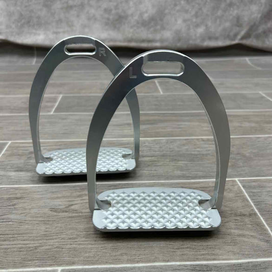 Tech Equestrian Inc. Size 4.5" Silver English Stirrup Irons