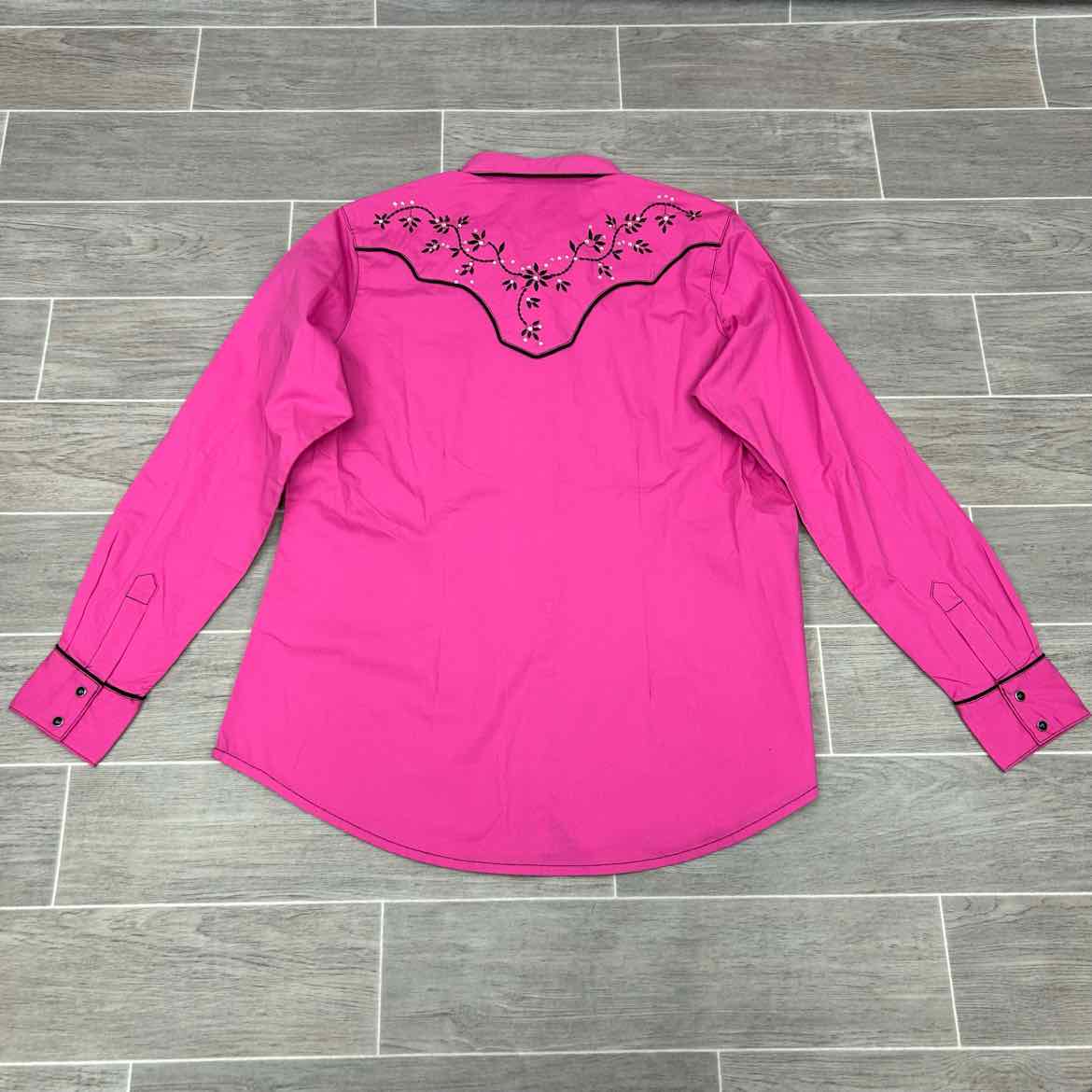 Wrangler Long Sleeve Snap Top, Size Large