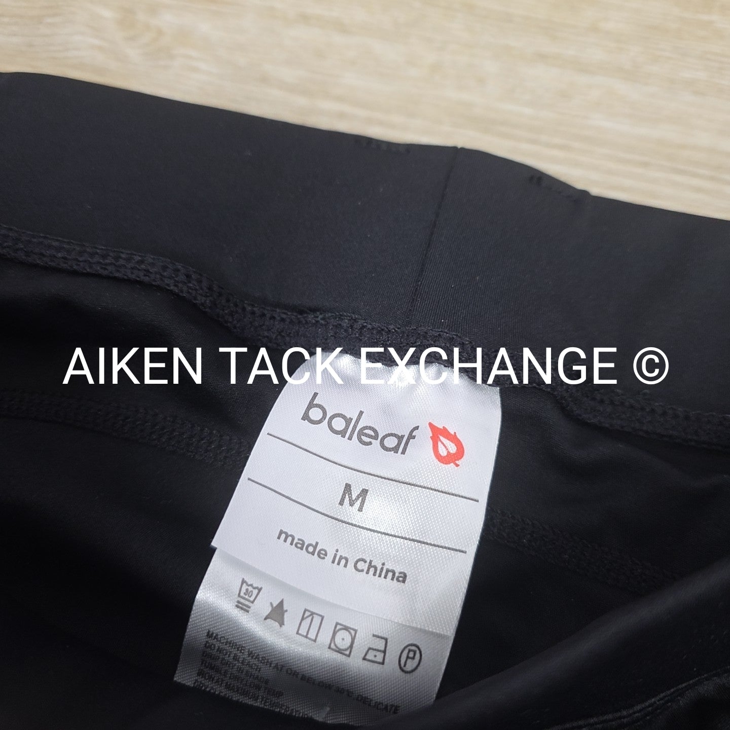 Baleaf Knee Patch Tights, Size Medium