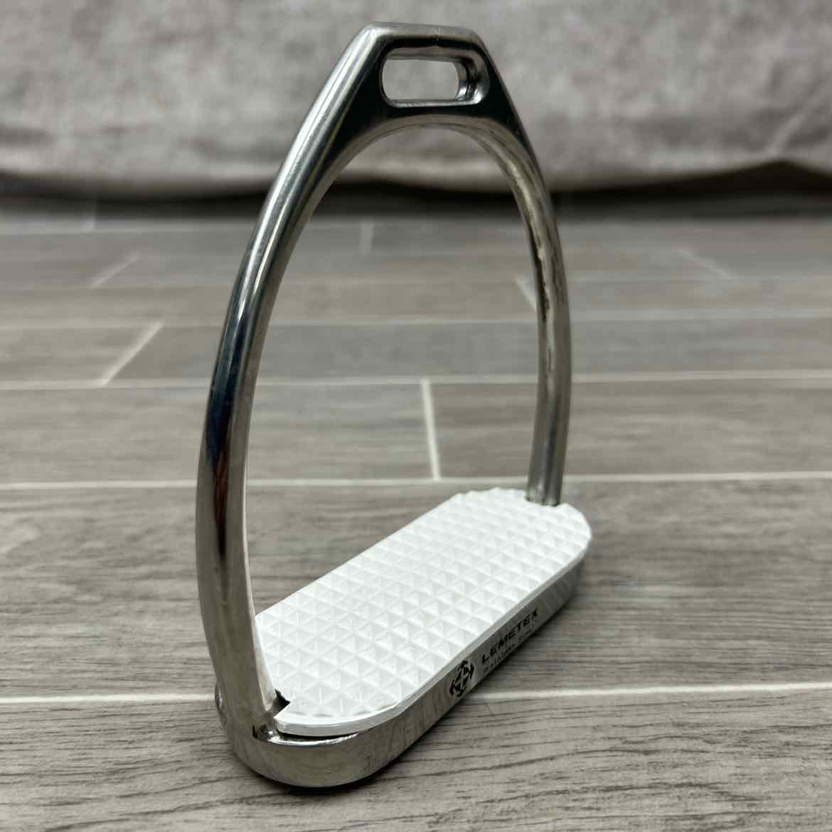 Courbette Lemetex Stirrup Irons, 4.25"
