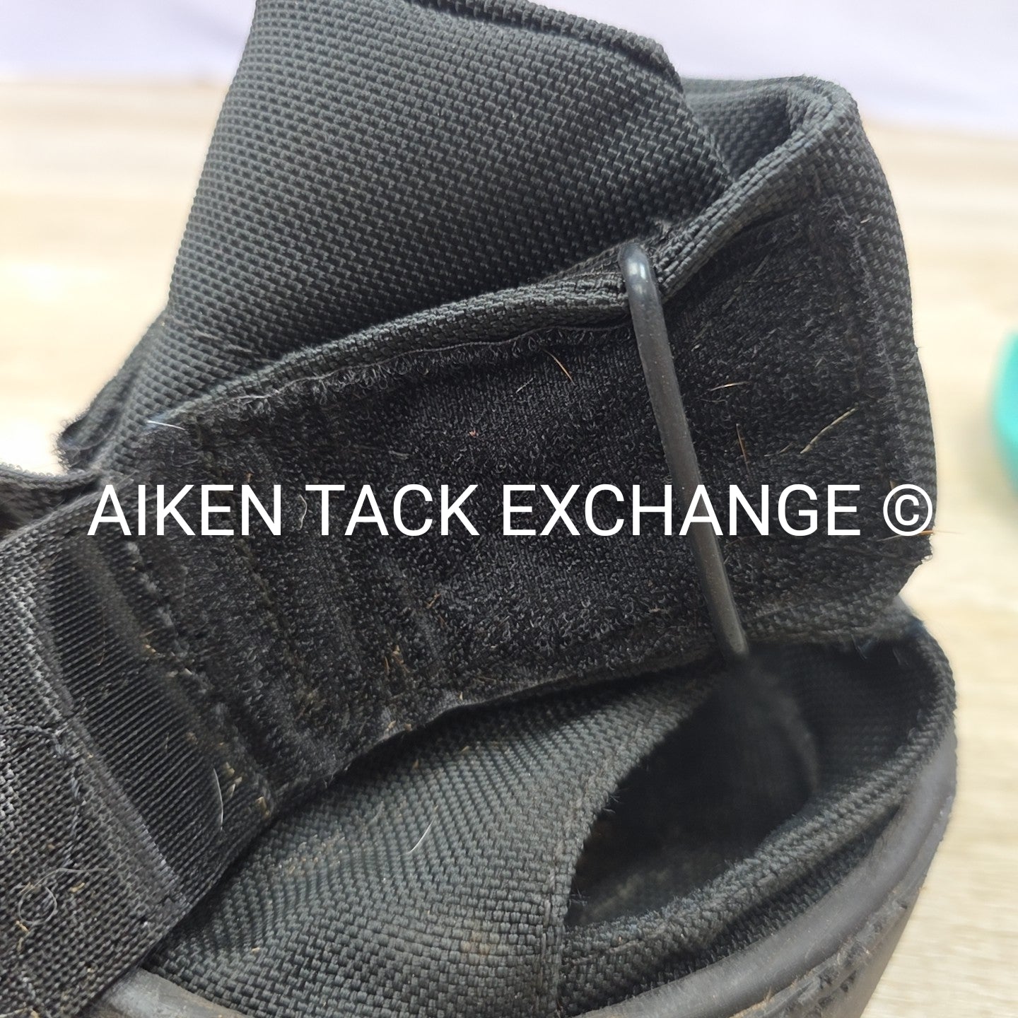 Soft-Ride Hoof Boot with 2 Inserts, Size 5 N