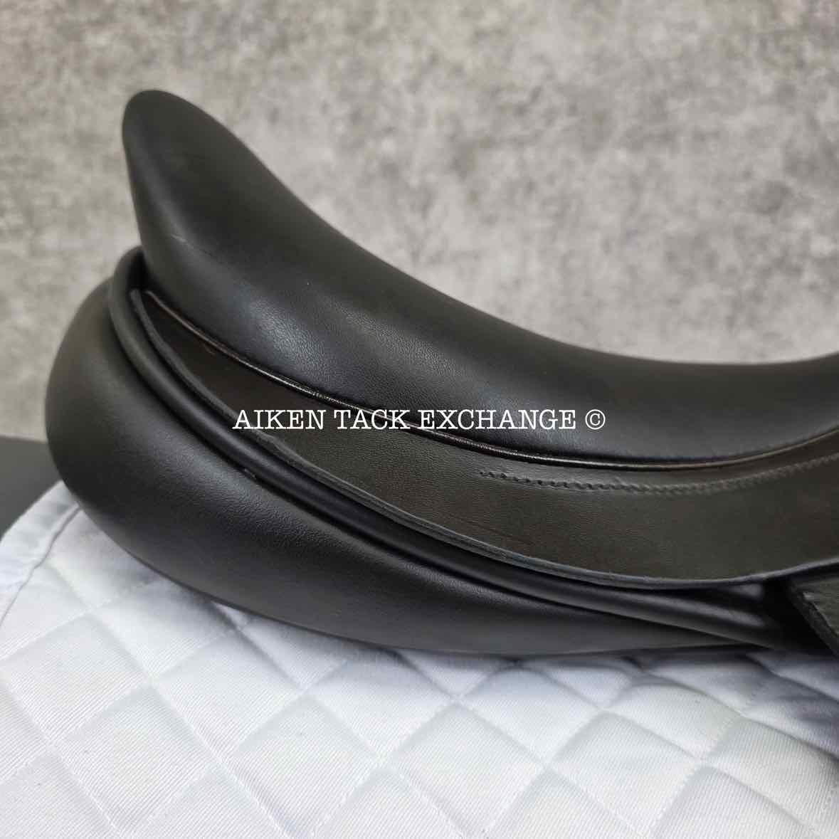 Barnsby Shockemohle Jump Saddle, 18" Seat, Medium Tree, Wool Flocked Panels