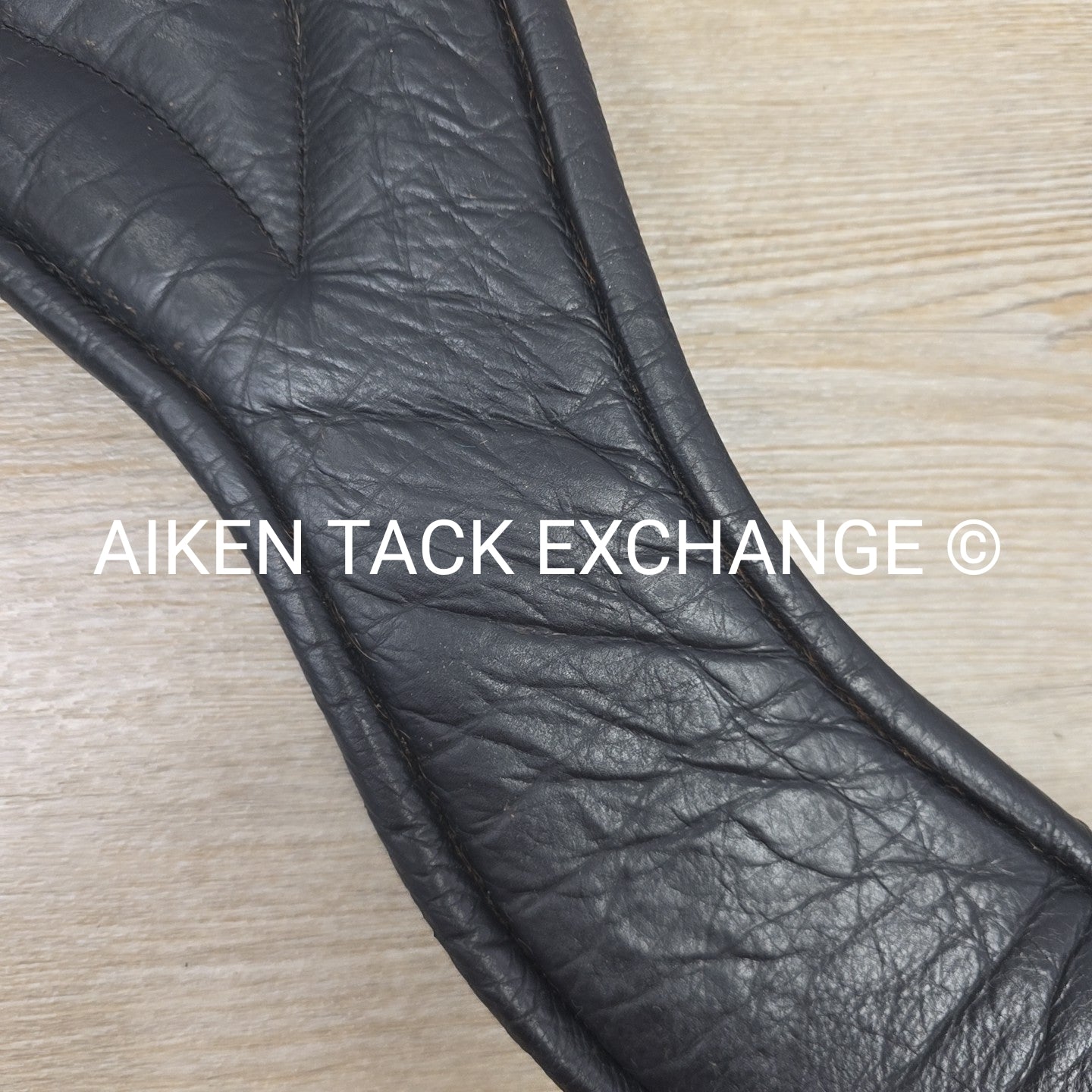 Total Saddle Fit Anatomic Shoulder Relief Girth, Black, 26"
