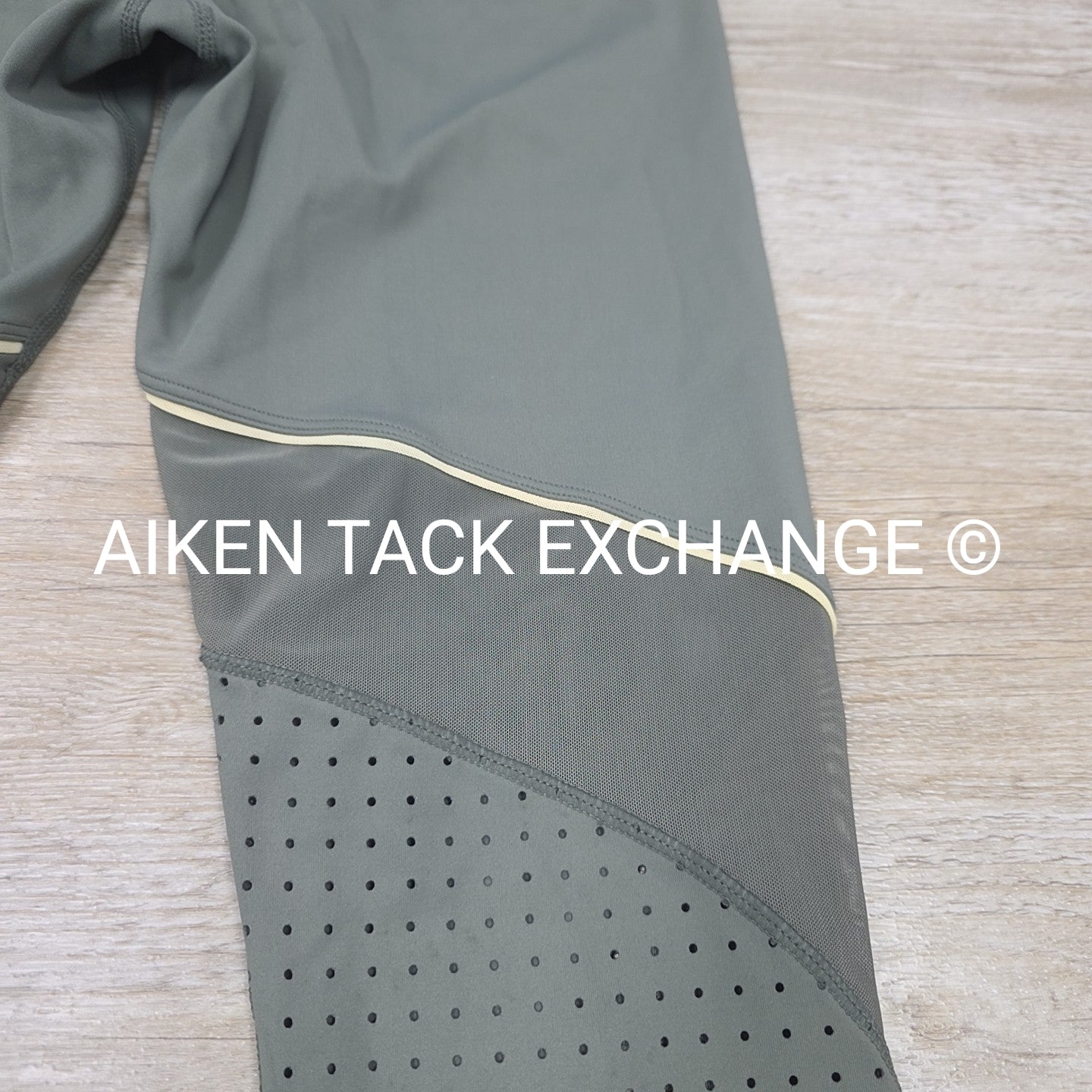 Avia Flex-Tech Capri Leggings, Women's Medium