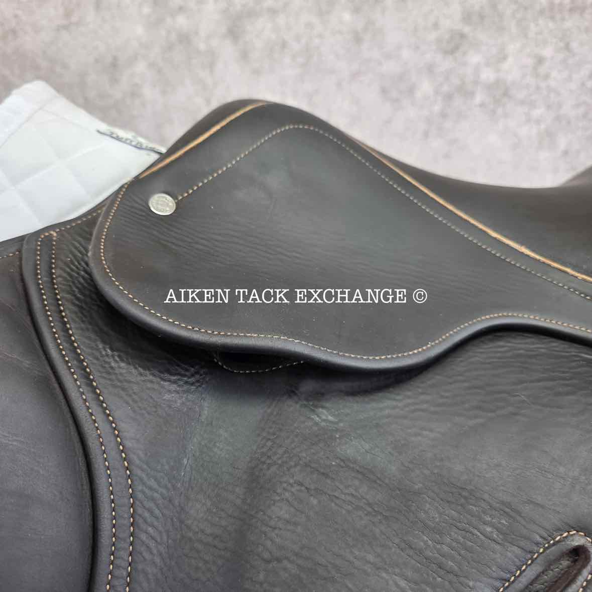 2013 Herve Godignon Jump'In Close Contact Jump Saddle, 17.5" Seat, 3CL Flap, Medium Tree, Foam Panels