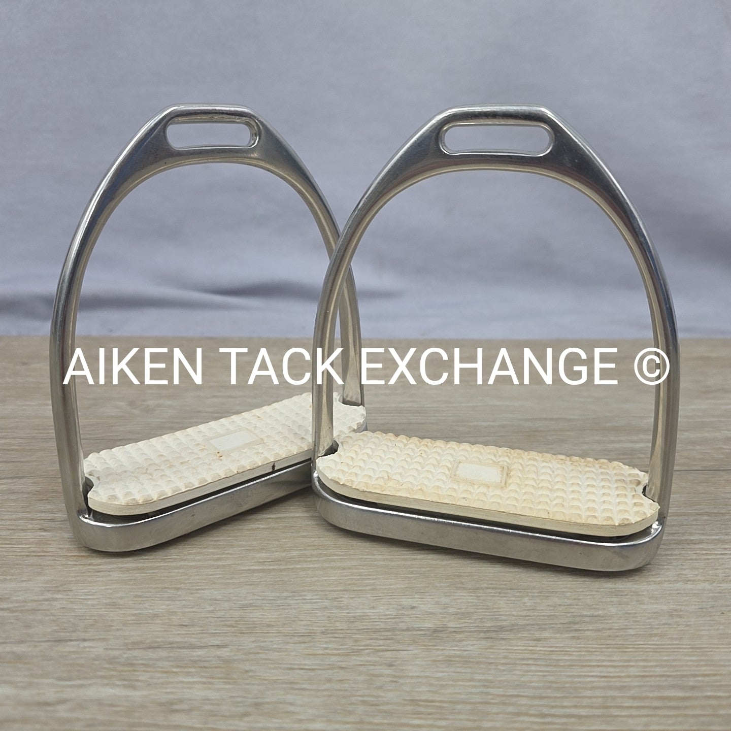 Eldonian Fillis Stirrup Irons, 4.5"
