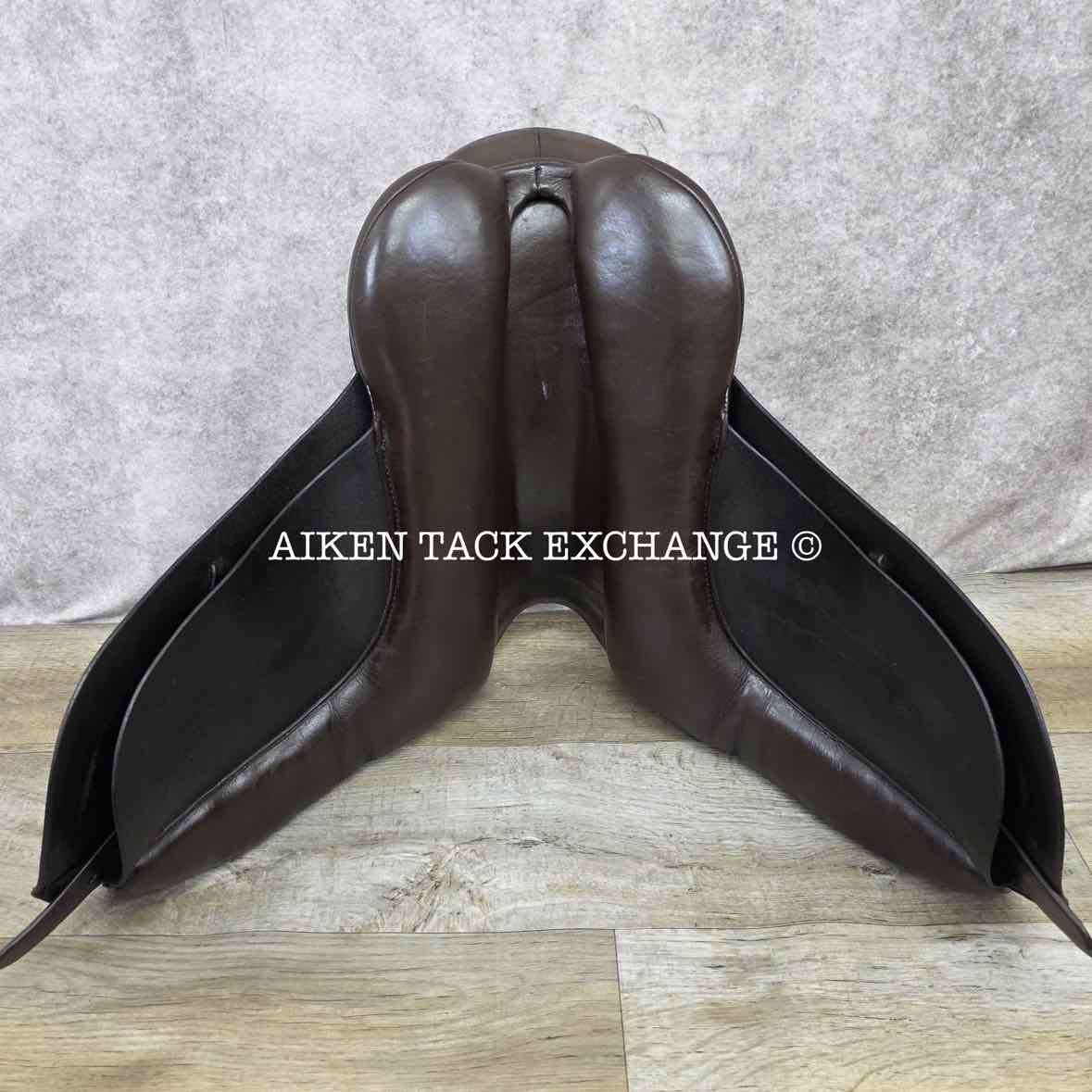 **SOLD** Centaur by Michael Stokes Dressage Saddle, 17.5" Seat, M/MW Tree, Wool Flocked Panels