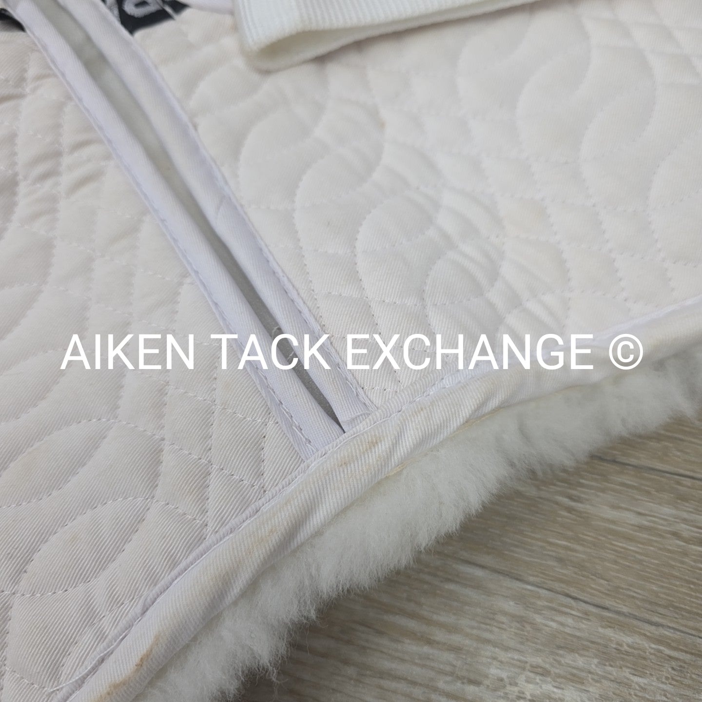 Ovation Europa Sheepskin Whither Relief Lift Back Half Pad, Size Medium (Does No