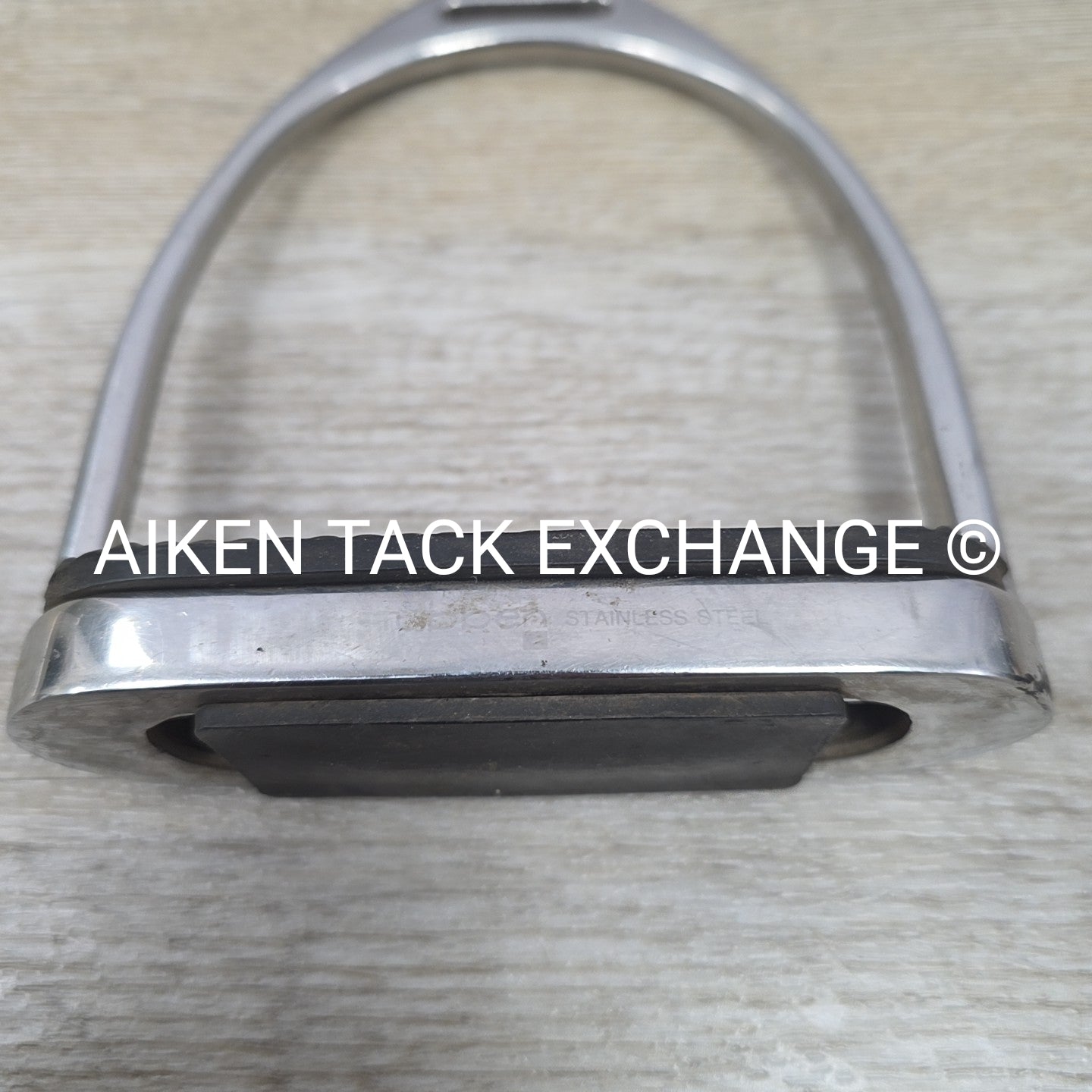 Stubben Fillis Stirrup Irons, 4.75"