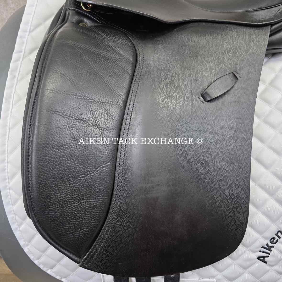 2012 Hastilow Concept Dressage Saddle, 17" Seat, Adjustable Tree - Changeable Gullet, Wool Flocked Panels