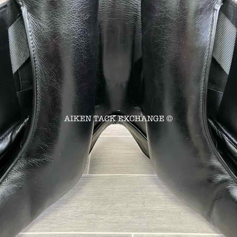 2014 Custom Saddlery Signature Steffen's Advantage Monoflap Dressage Saddle, 17.5" Seat, Adjustable Tree, Wool Flocked Panels