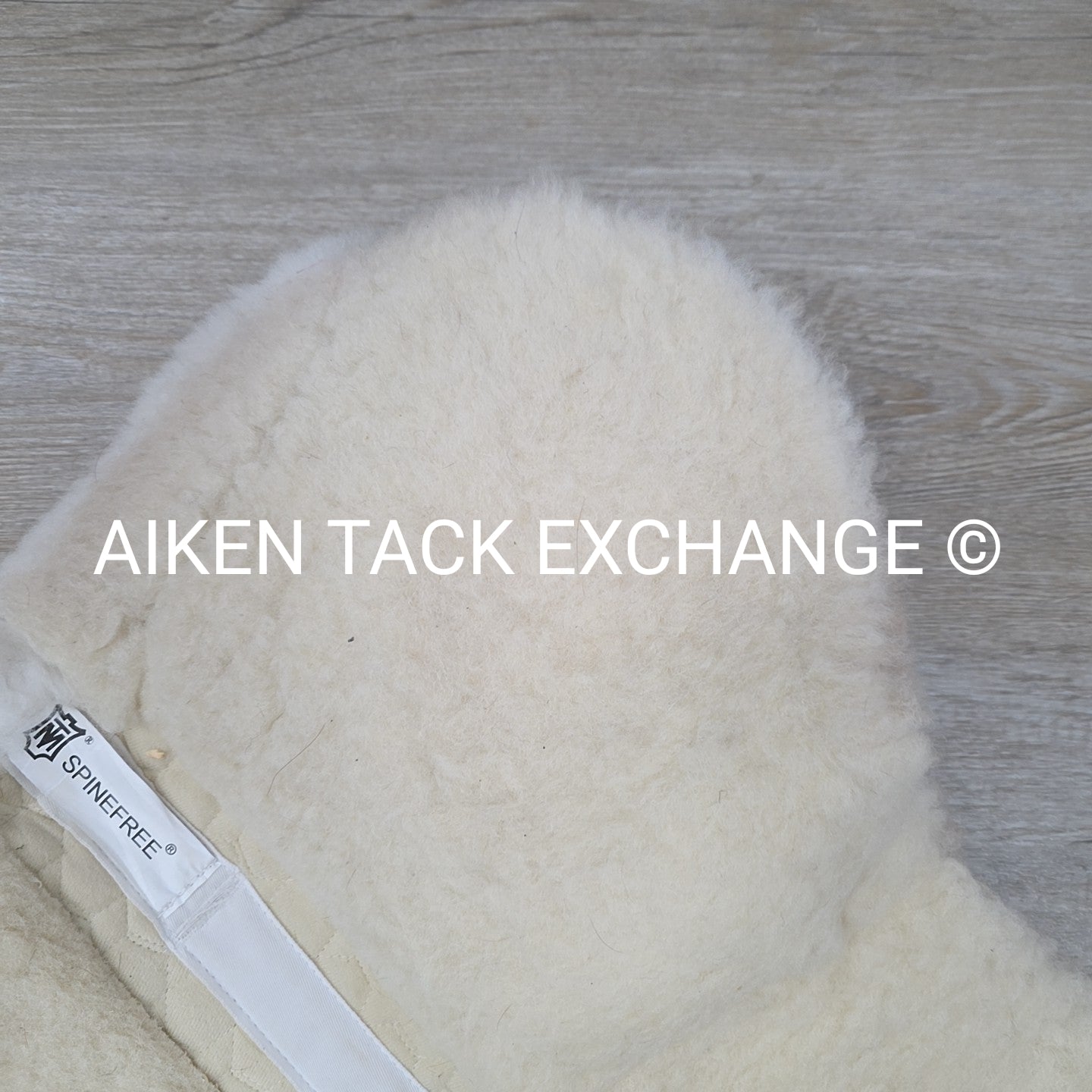 Mattes Gold Correction Sheepskin Half Pad, VS, Size Large