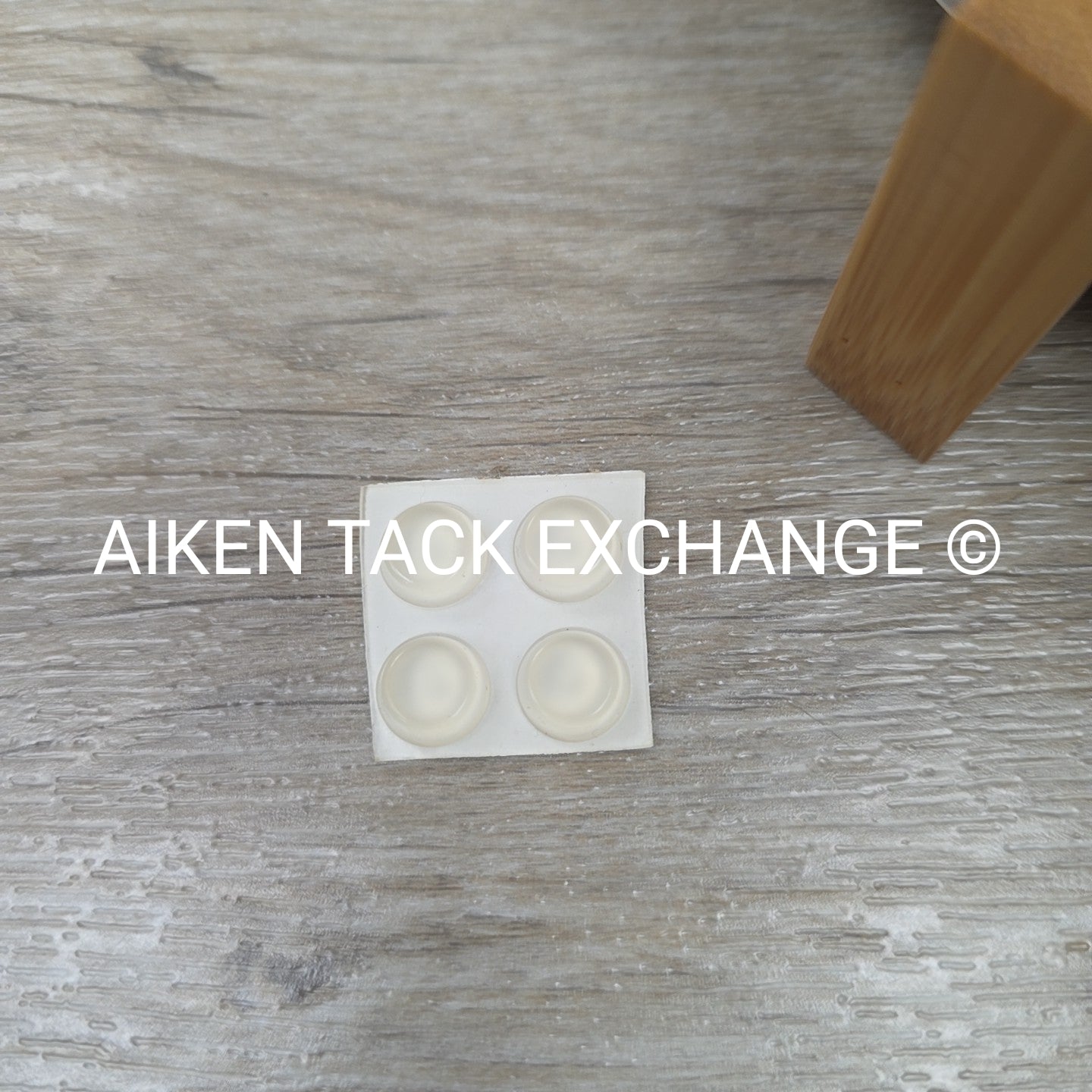 Elevated Ceramic Pet Feeder