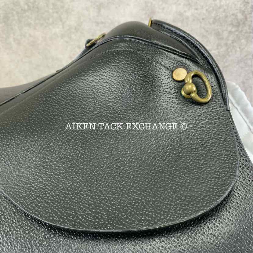 BT Crump Icelandic Saddle, 17.5" Seat, Narrow Tree, Wool Flocked Panels