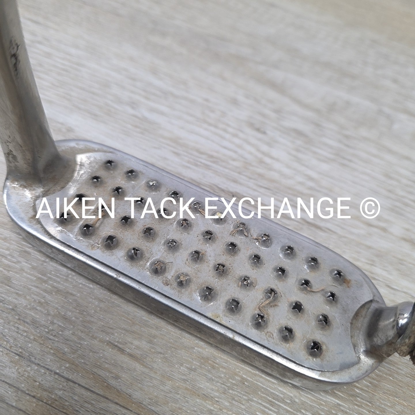 Safety Peacock Stirrups with Cheese Grater Pads, 4.75"