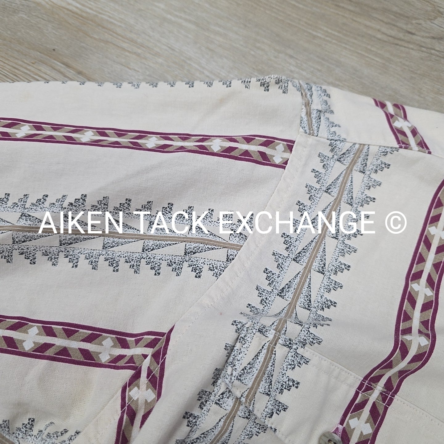 Wrangler X-Long Tails Button Up Shirt, Men's Medium