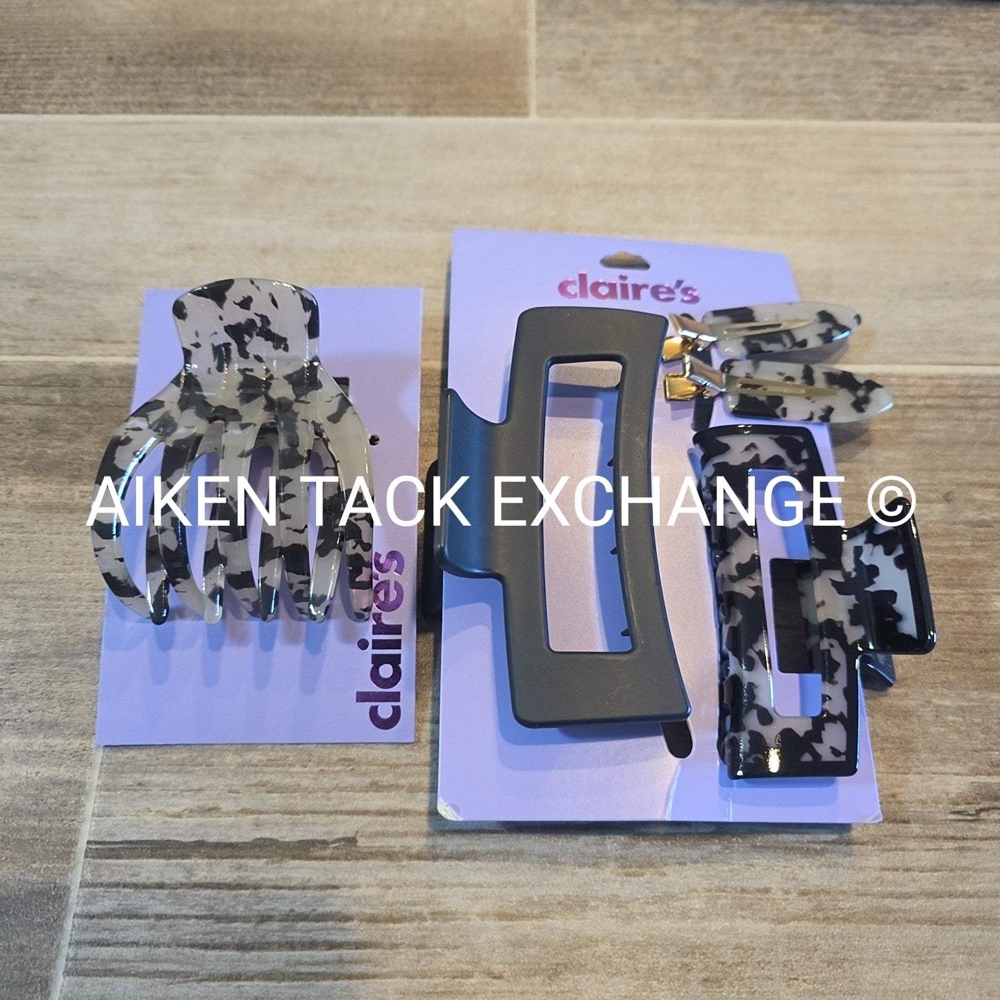 Claire's Hair Bundle -  3 Claw Clips, 2 Hair Clips