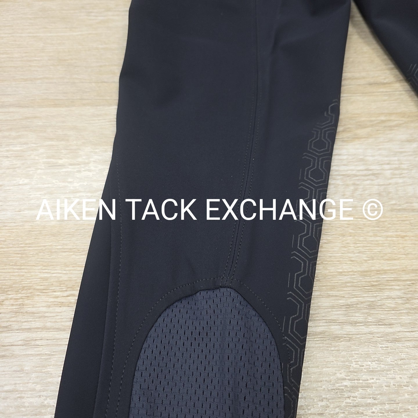 Ariat Tri Factor Silicone Grip Knee Patch Breeches, Size 22 L
