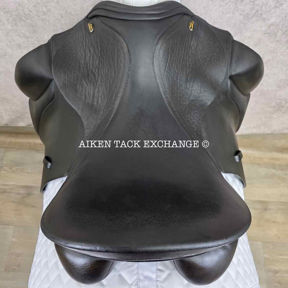 Borne Olympia Dressage Saddle, 17.5" Seat, Extra Wide Tree, Wool Flocked Panels