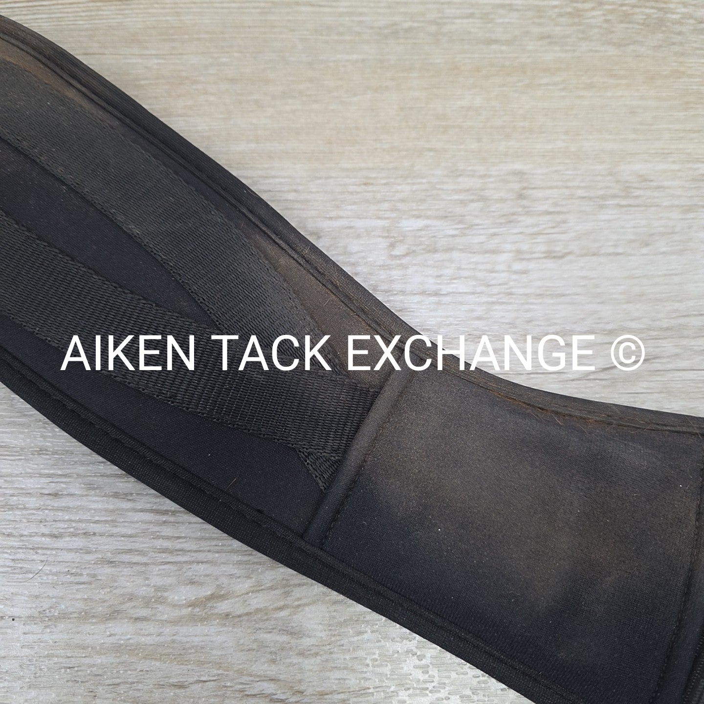 BARGAIN BUNDLE: 2 Ovation Gel Body Form Dressage Girths, Black, 22"