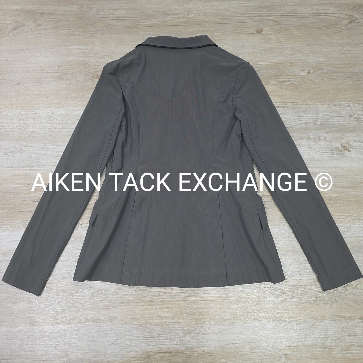FITS Mesh Show Coat, Size Medium