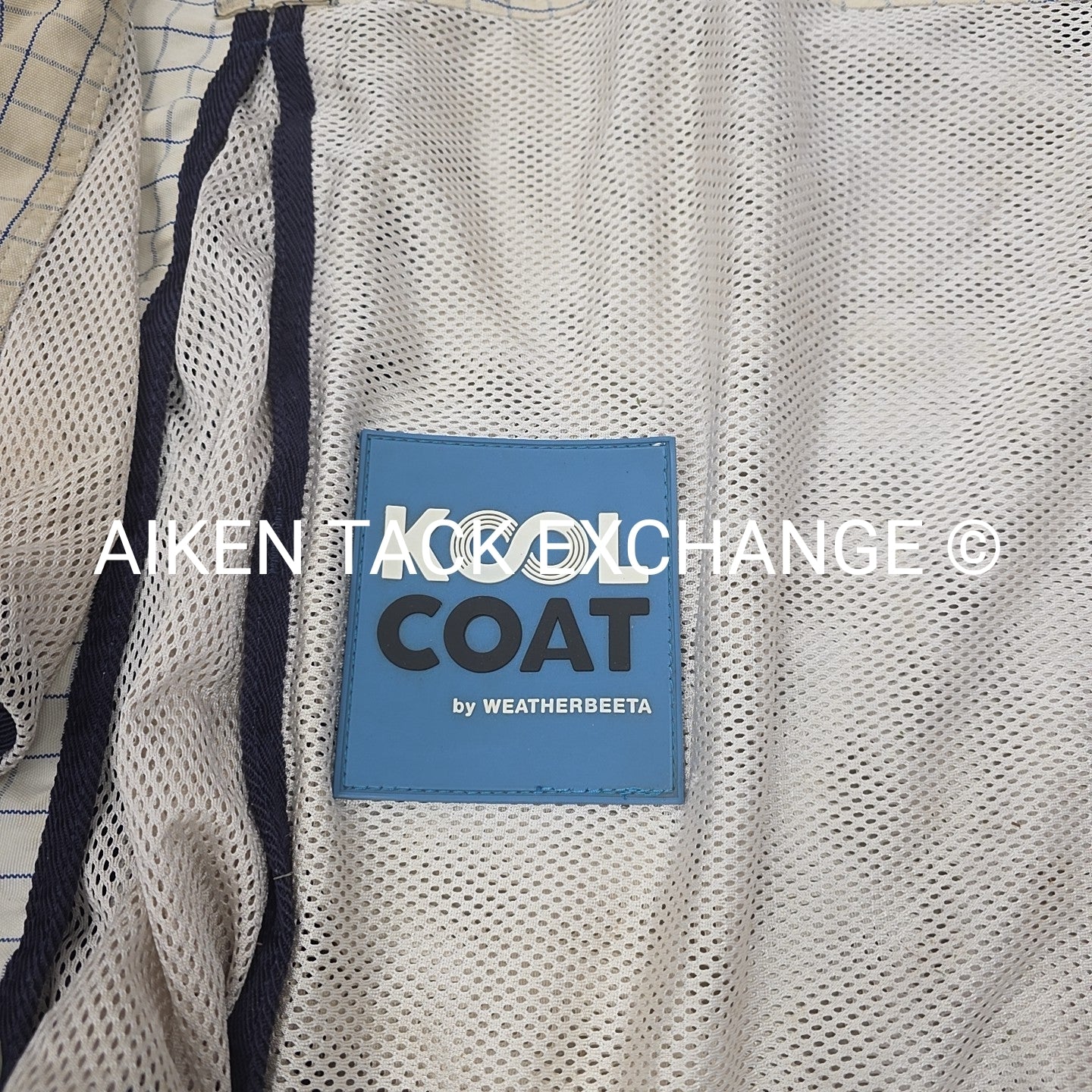 Weatherbeeta Kool Coat Airstream with Detach-A-Neck, 78"