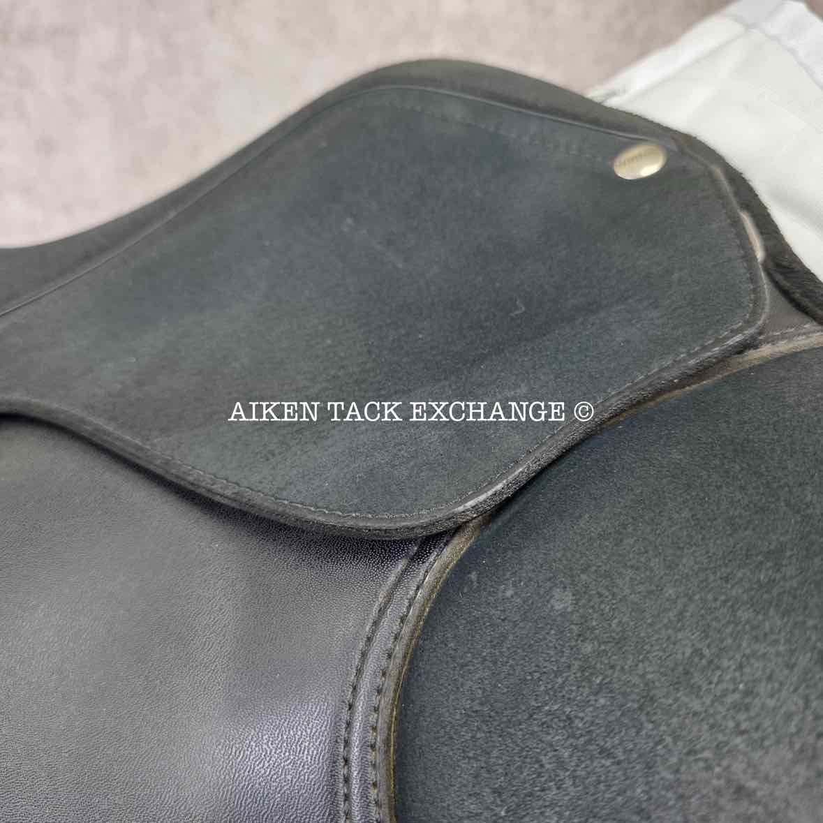 2021 Wintec PRO Wide Dressage Saddle with HART, 17" Seat, Adjustable Tree - Changeable Gullet, CAIR Panels