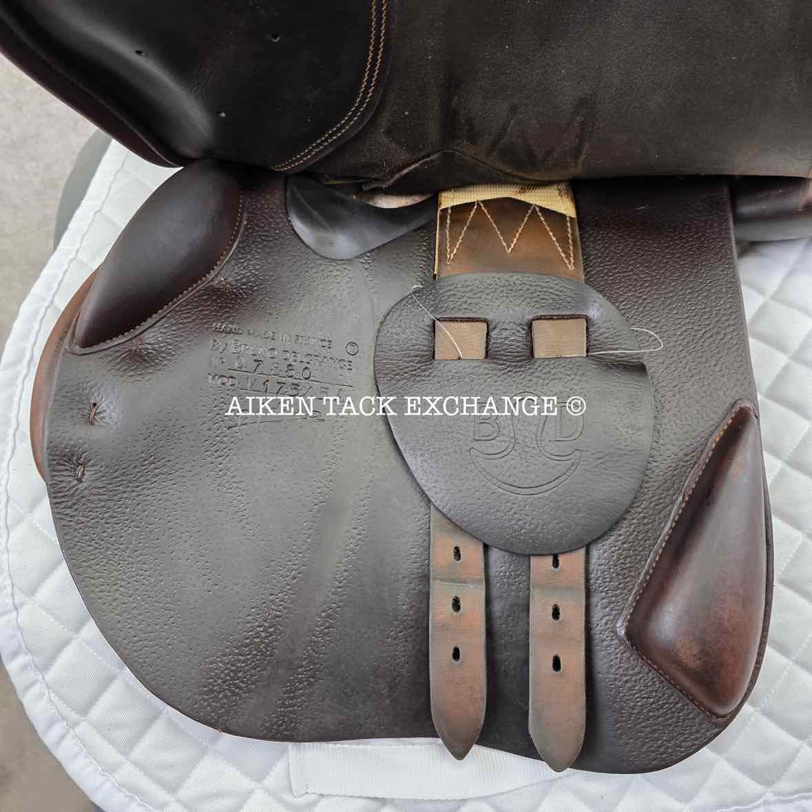 2007 Bruno Delgrange Virtuose Close Contact Jump Saddle, 17.5" Seat, Medium Wide Tree, Foam Panels