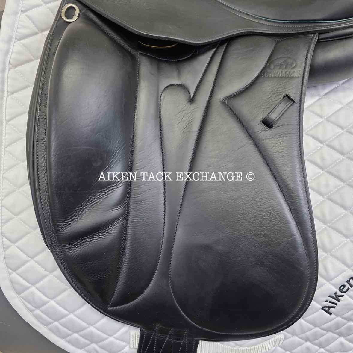 **On Trial** 2013 Devoucoux Makila Monoflap Dressage Saddle, 18" Seat, 3A Flap, M/MW Tree, Foam Panels, Full Buffalo Leather