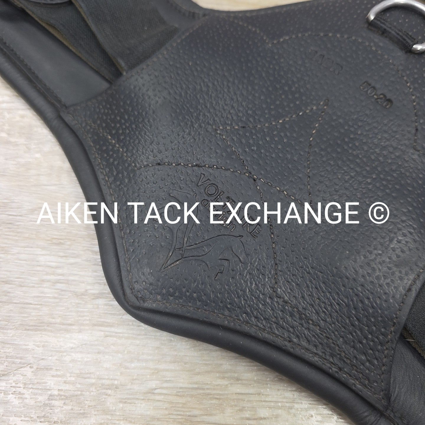 Voltaire Short Anatomic Dressage Girth, Black, 20"