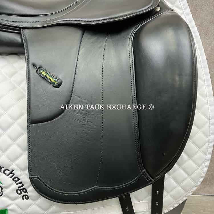 **SOLD** 2021 Amerigo Vega Dressage Deluxe Special Saddle, 18" Seat, Medium Wide Tree, Wool Flocked Panels