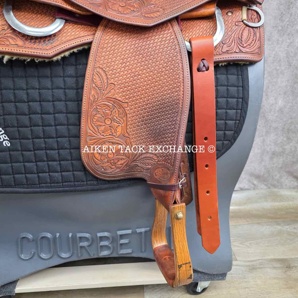 Bob Avila Western Saddle, 15.5" Seat, Regular Tree - Semi QH Bars