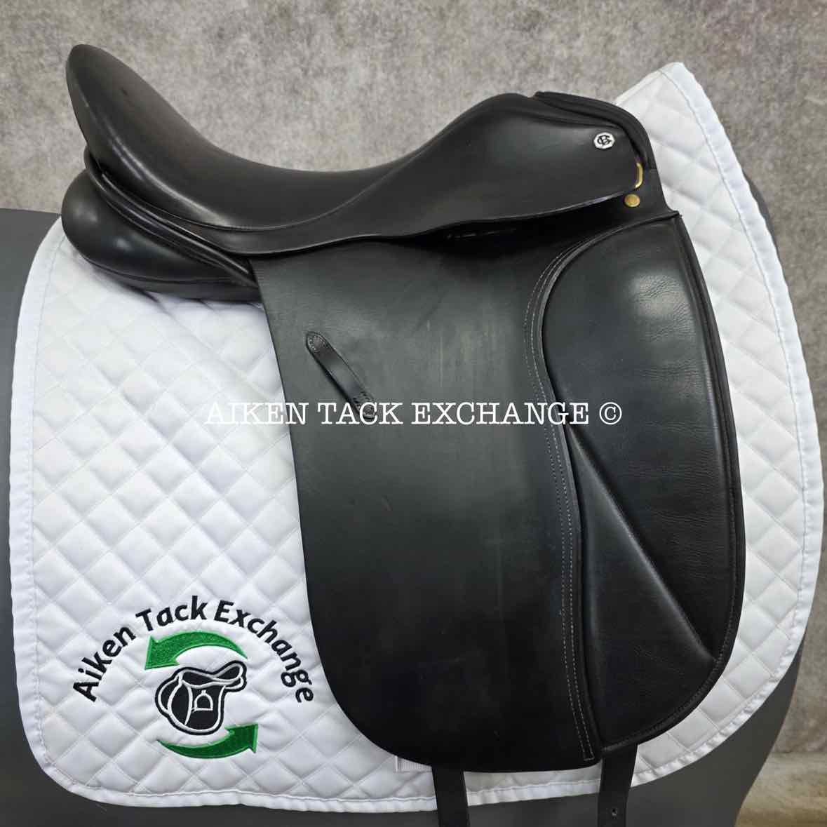 Cliff Barnsby Luxus Dressage Saddle, 17.5" Seat, Medium Tree, Wool Flocked Panels