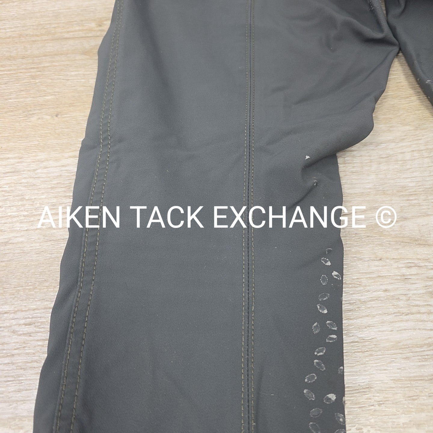 BARGAIN BUNDLE: 2 Pair Ovation Aqua X Silicone Grip Knee Patch Breeches, 28 & 30