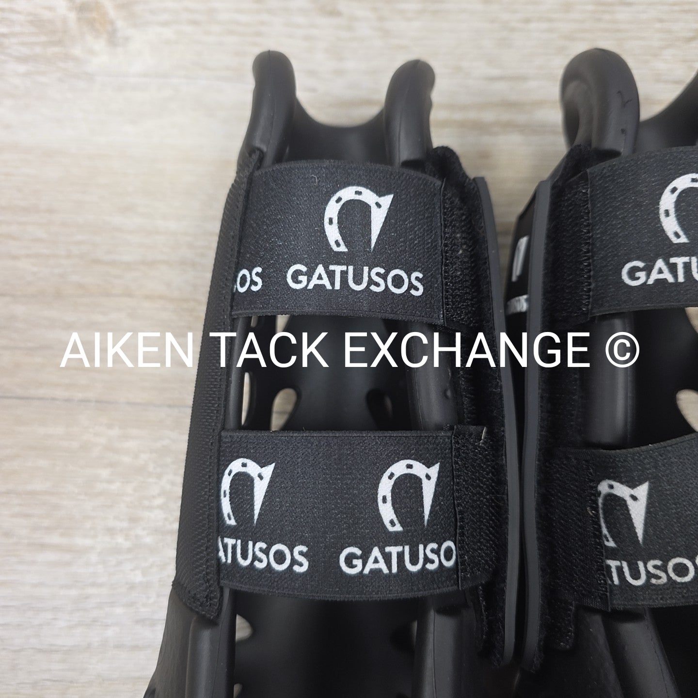 Gatusos Front Air Boots, Black, Size Large